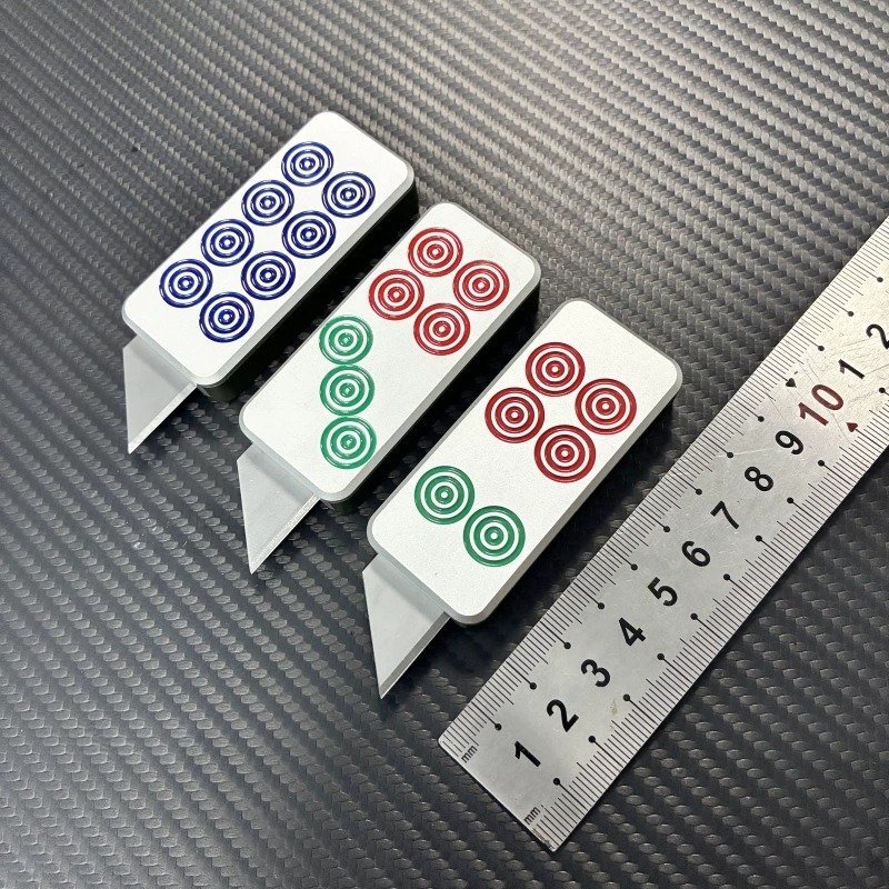 mahjong-tile-mini-utility-knife-set Mahjong Tile Mini Utility Knife Set
