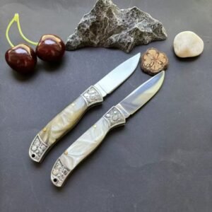 Pearl Handle Outdoor Folding Knife Pair